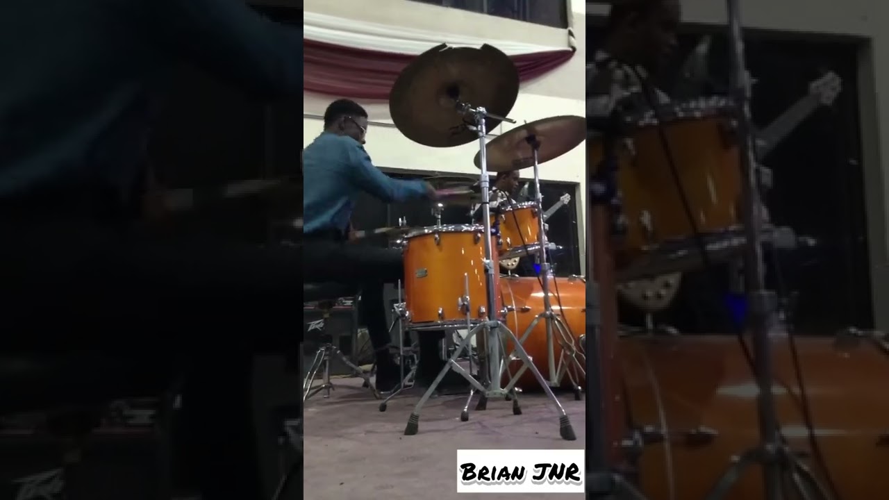 Covenant University drummer playing his whole heart out during a chapel Service, check this out😳😳😳♥️