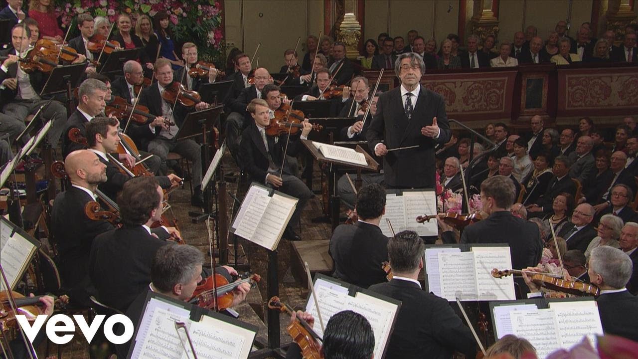 Riccardo Muti, Wiener Philharmoniker - Johann Strauss II: The Gypsy Baron: Entrance March