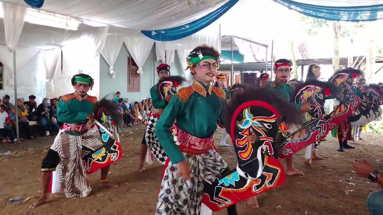Ebeg Wahyu turonggo jati live dk.kebonan ds.sidoharum kec.sempor kab.kebumen