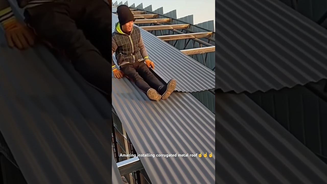 Procesul de instalare a acoperișului din tablă ondulată
