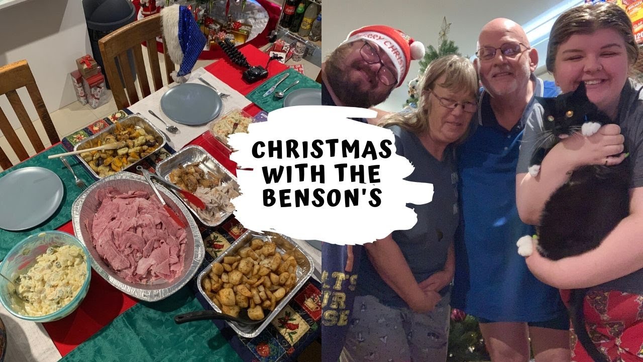 CHRISTMAS EVE & CHRISTMAS DAY VLOG! + WHAT I GOT FOR XMAS! | Chloe Benson