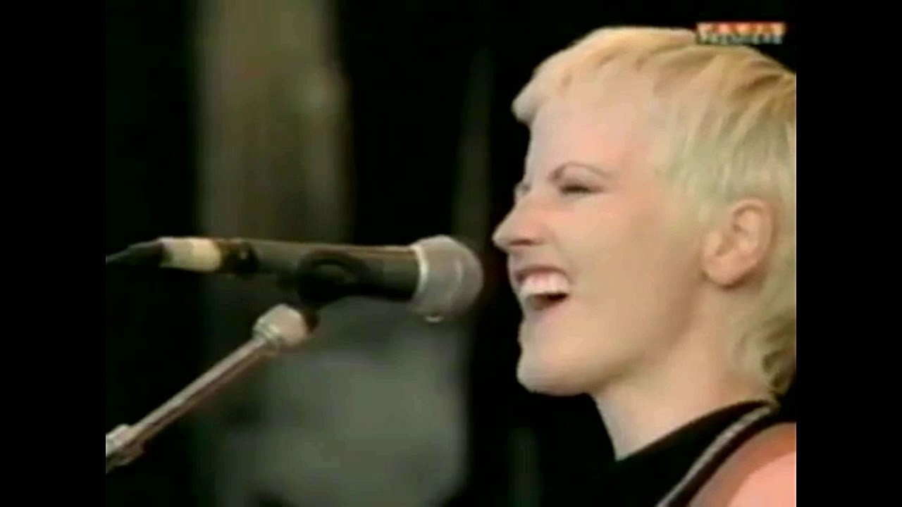 THE CRANBERRIES, LINGER, LIVE 1994