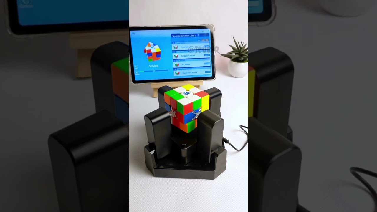 Machine solving a rubik cube 🤖 