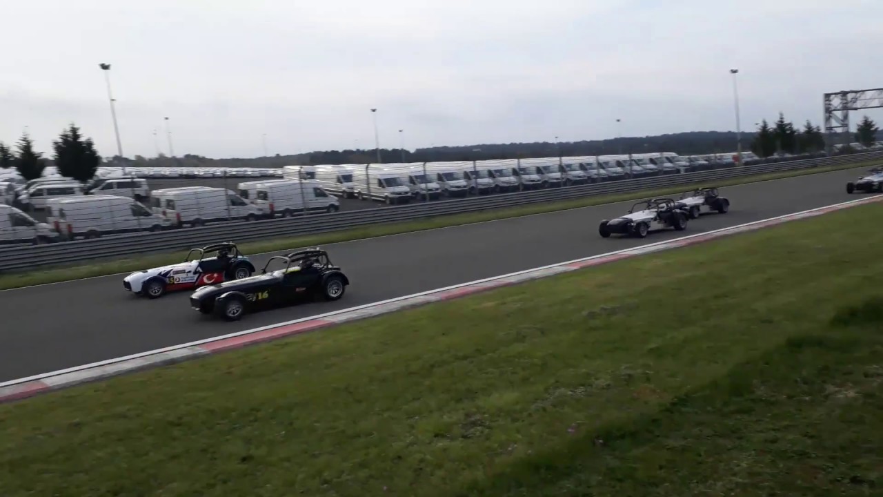 Intercity Istanbul Park Caterham Cars passing