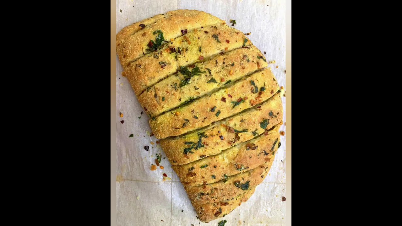 Domino's Style Cheesy Garlic Bread | Streetfood