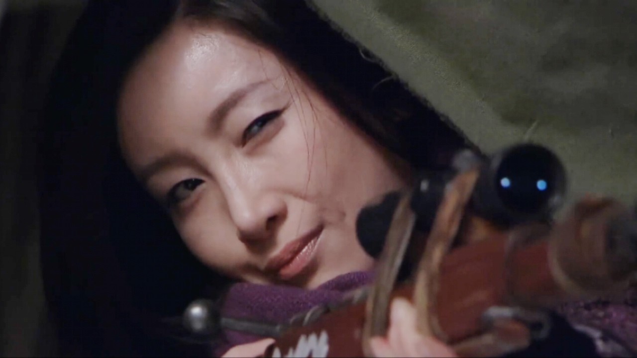 日軍圍剿城樓，怎料女子是個狙擊手，迅速佔領制高點，槍槍爆頭！⚔️ 抗日 Kung Fu #抗日 #電影 #功夫