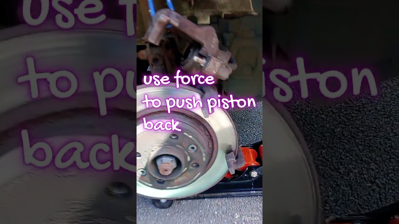 Dacia sandero 2013 front brake pad replacement