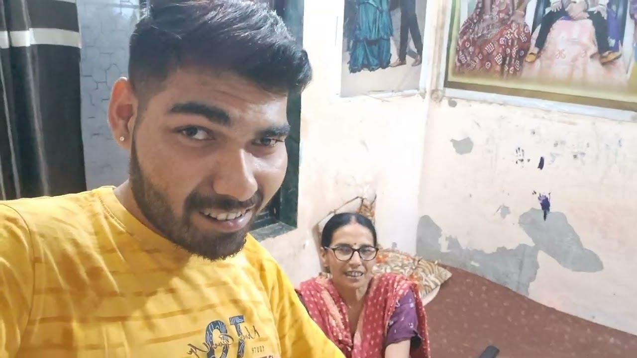 આતો મોબાઈલ લેવાની કોમેડી કરી