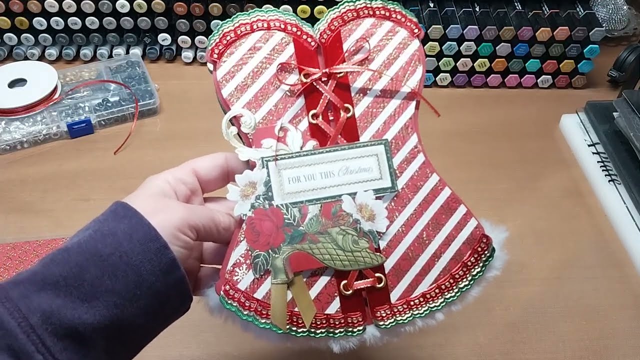 Anna Griffin create 10 corset album turned Radio City Rockette inspired Christmas easel card