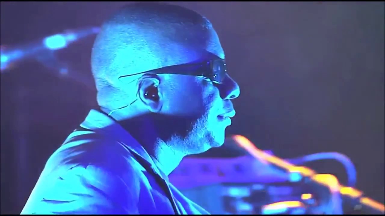 LEFTFIELD feat. Djum Djum - Afro Left (Moscow 04-07-2012)