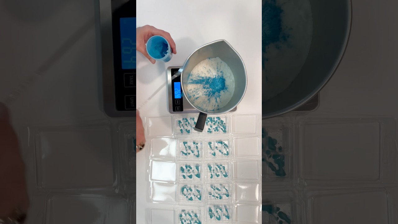 DIY Super Strong Marbled Wax Melts Winter Themed