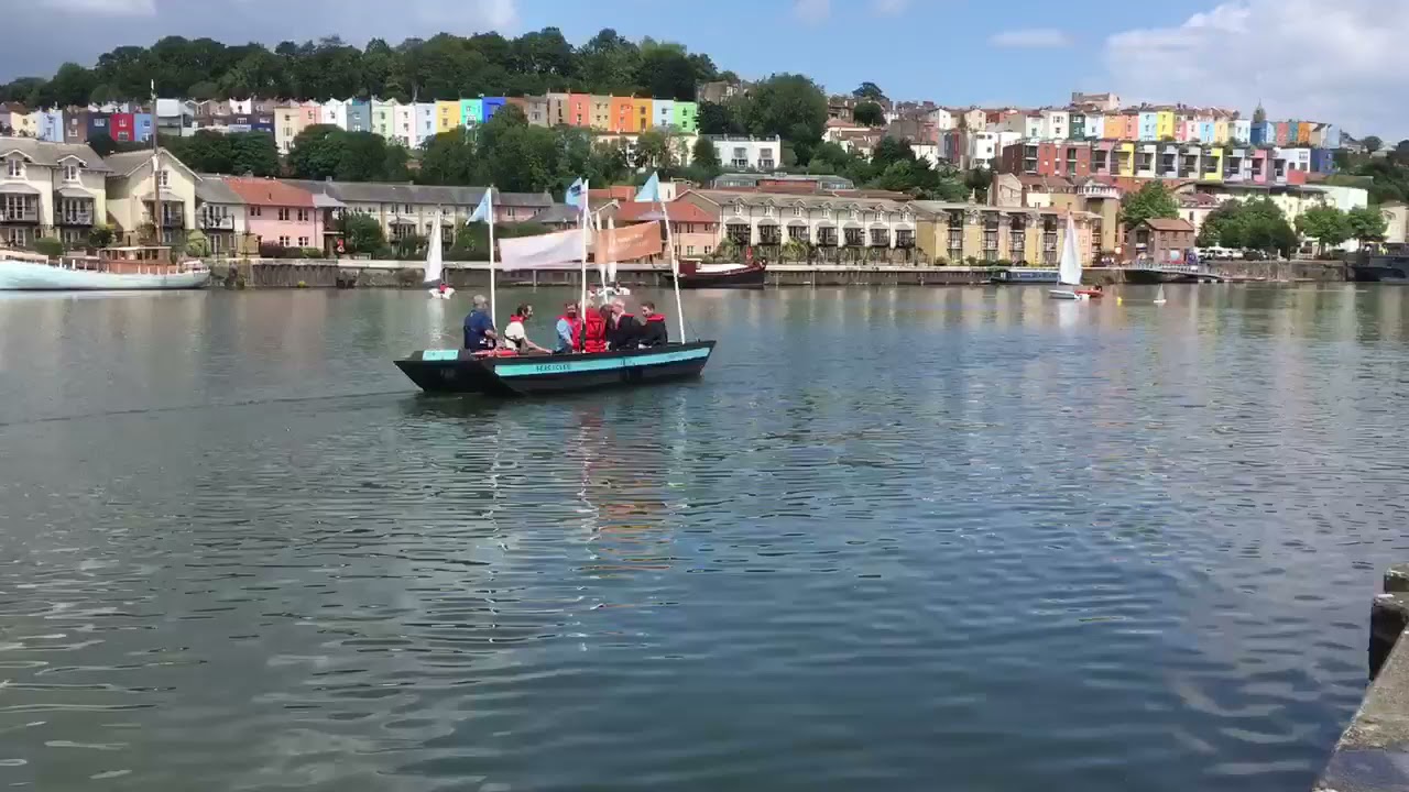 Boat made of recycled plastic to fish litter from Bristol's harbour - video by Estelle Nilsson