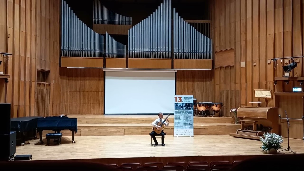 Jakub Chachura - XI Międzynarodowy Konkurs Gitarowy Joaquina Rodrigo