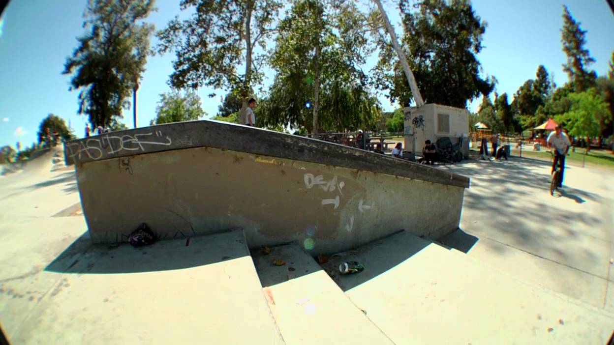 BMX - Skatepark Day with Tony Neyer