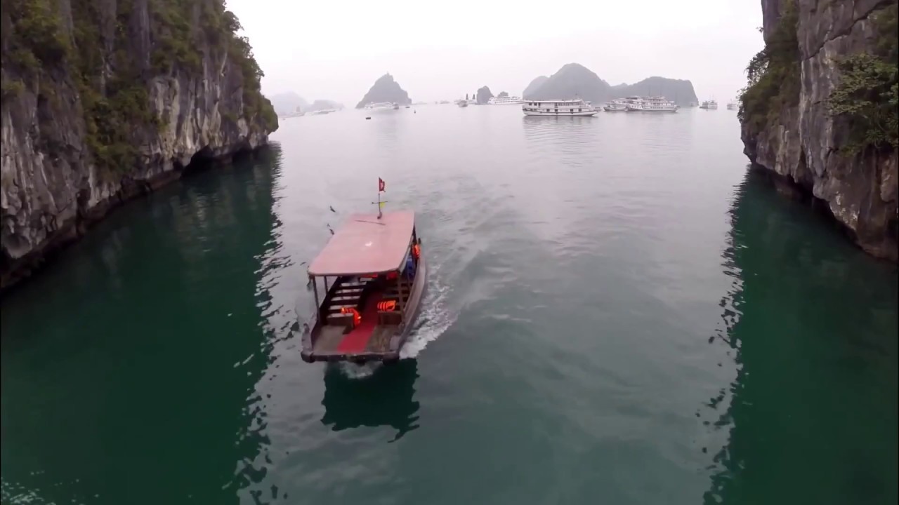 Bai Tu Long Junk |  Bai Tu Long Bay Cruise |  Bai Tu Long Bay | HaLong Bay