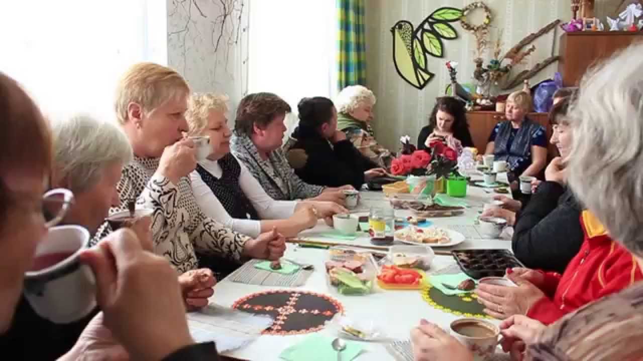 Kaimo vieškeliu. Čekiškė (2015 05 28)