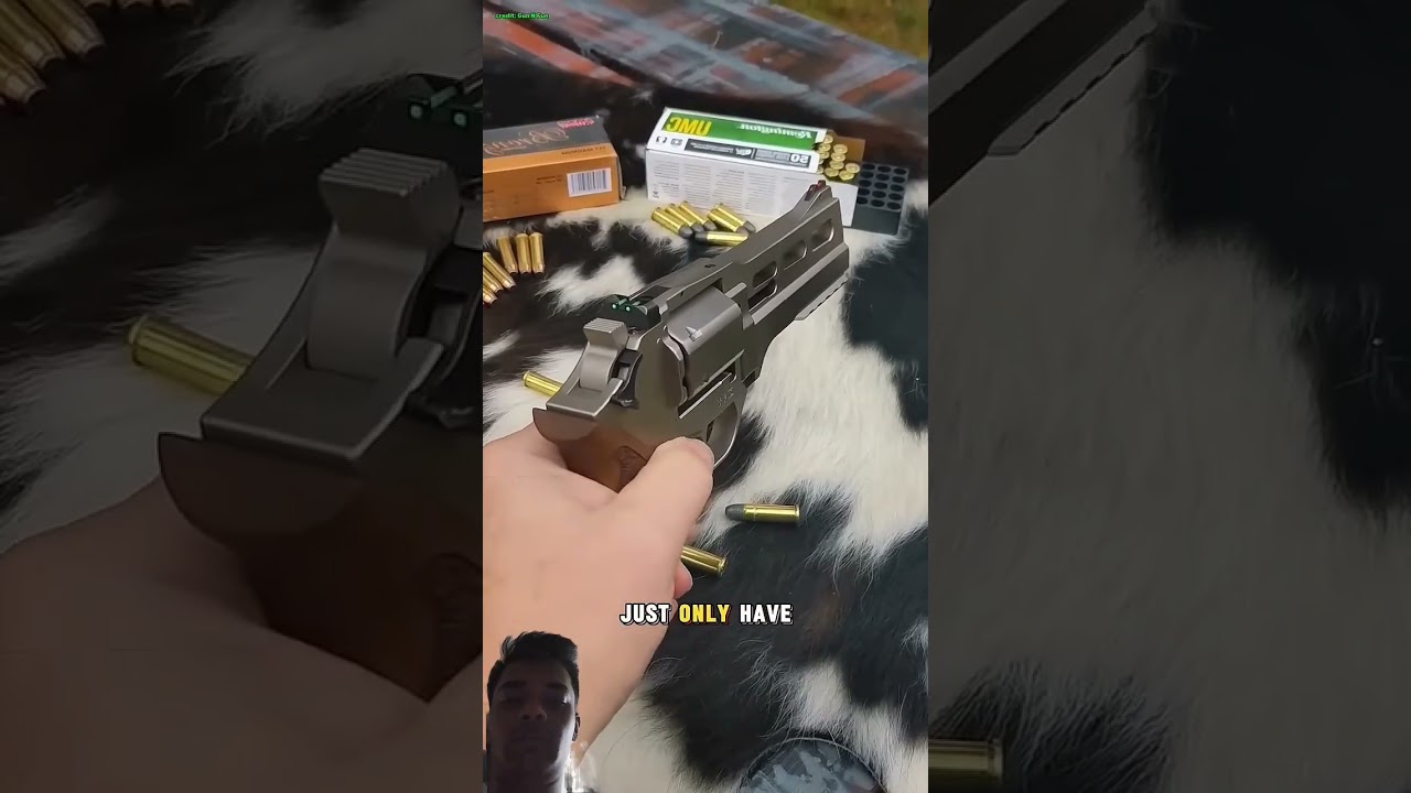 Low recoil revolver