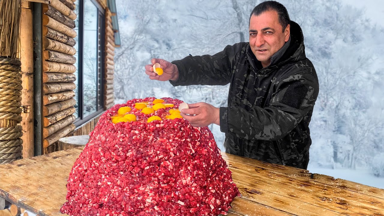 Giant Turkish Meat Pizza 🍕🔥 – Straight From the Oven!