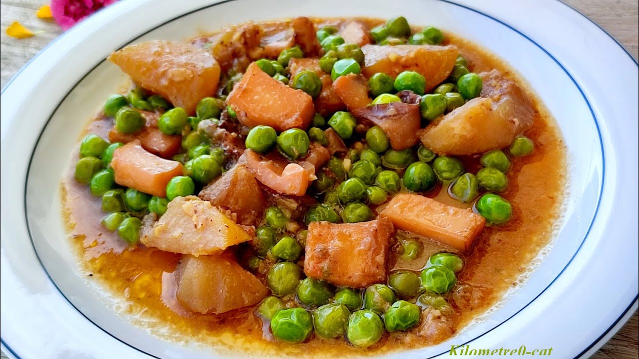 Sepia guisada con patatas y guisantes / Receta de guisantes