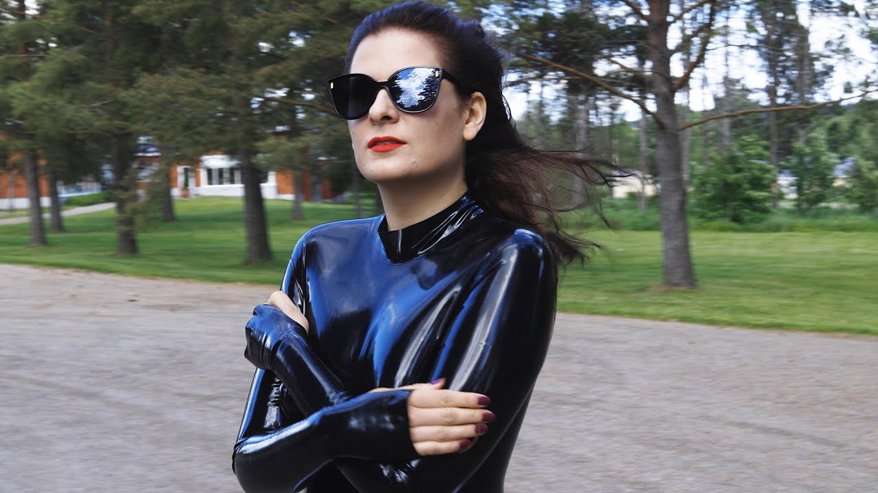 Somewhere in Sipoo | Project L: Part 93 - Behind the scenes of a latex fashion photoshoot