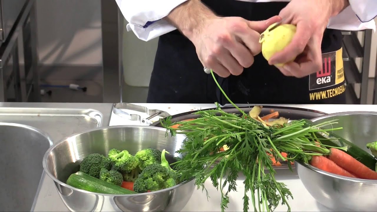 Steamed vegetable salad (Eka Oven)