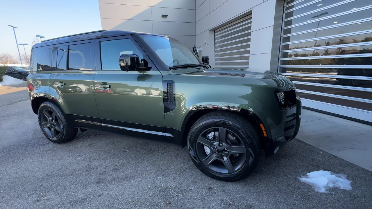 2026 Land Rover Defender X-Dynamic SE STK# JR509015 Columbus, Dublin, Westerville, Bexley, Delaware