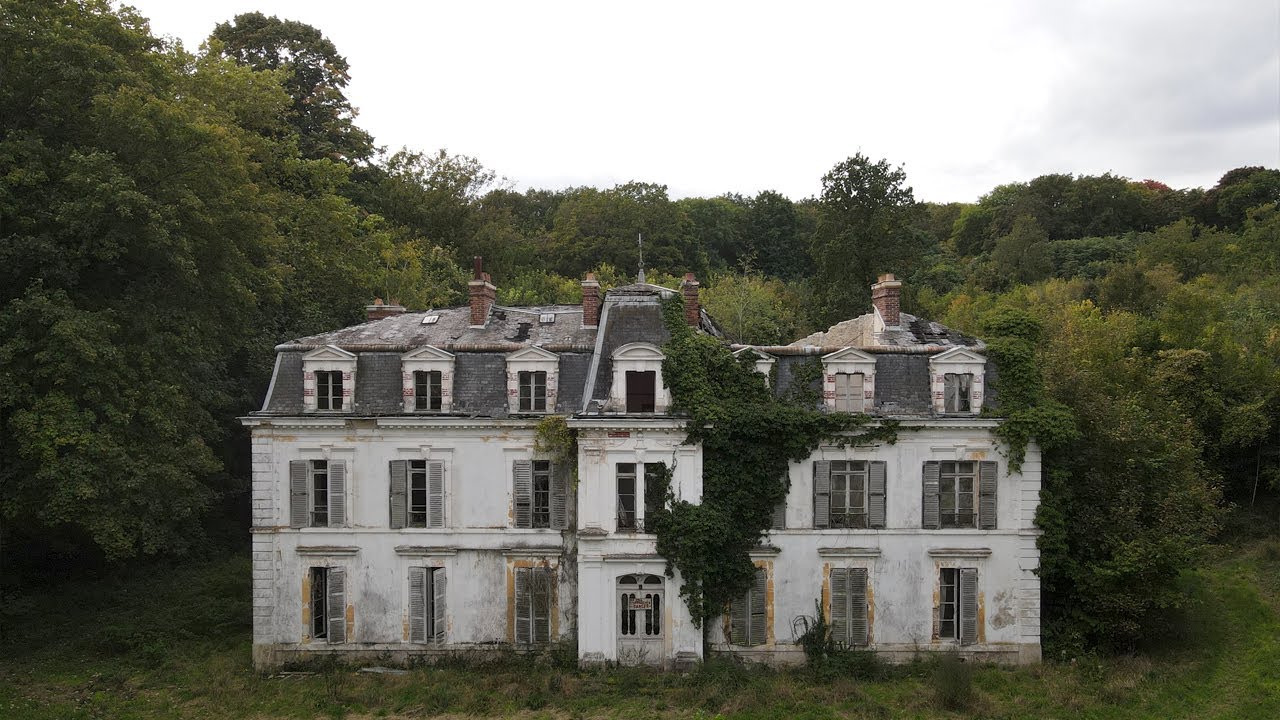 Glauque-Land : Château de l'Oratoire (2021) #urbex #drone