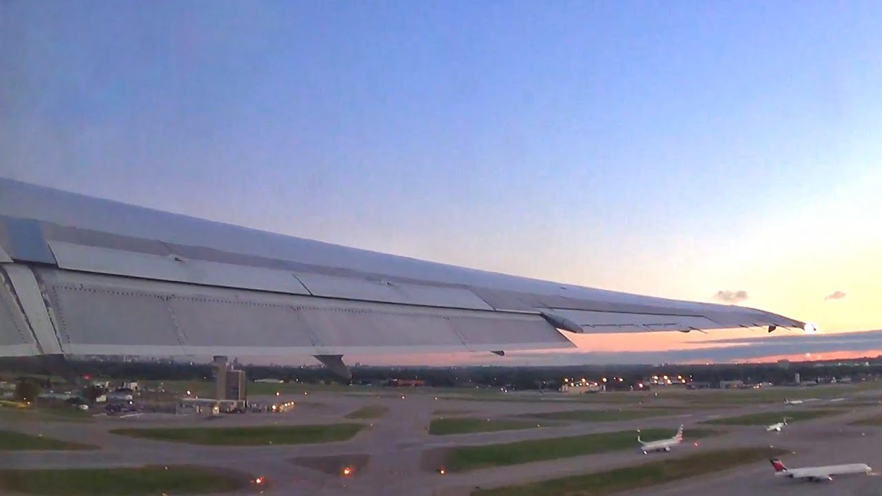 Delta Airlines MD-90-30 [N952DN] *STEEP* Takeoff | Minneapolis/ St. Paul Airport
