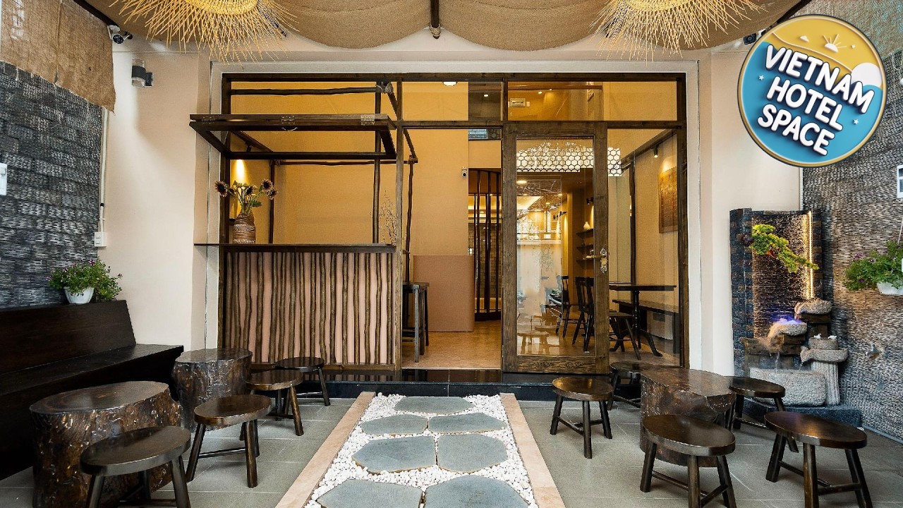 HemTouch House | Ho Chi Minh City, Vietnam | Hotel Review 🛏️