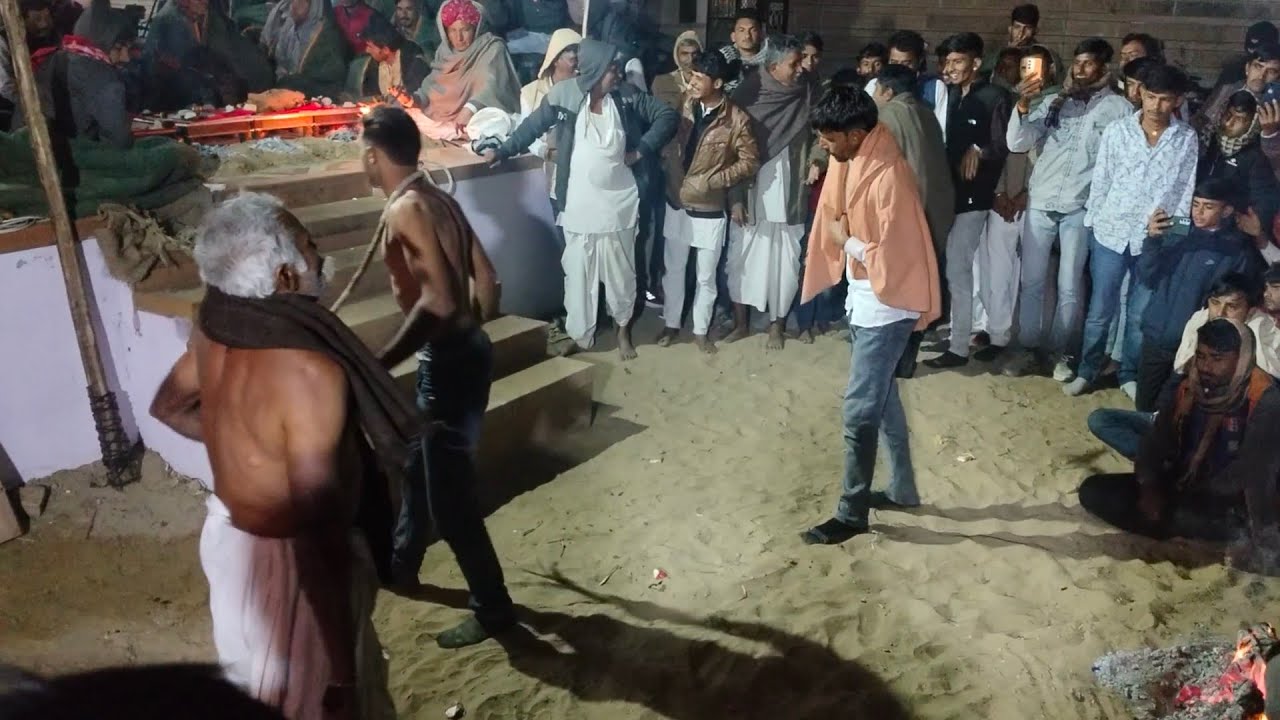 काना बाबा   भजन ~ धावे ऐड सिणधरी मोय || मुरती स्थापना हुई भजन संध्या || गायक थाना राम गोमाराम मायल