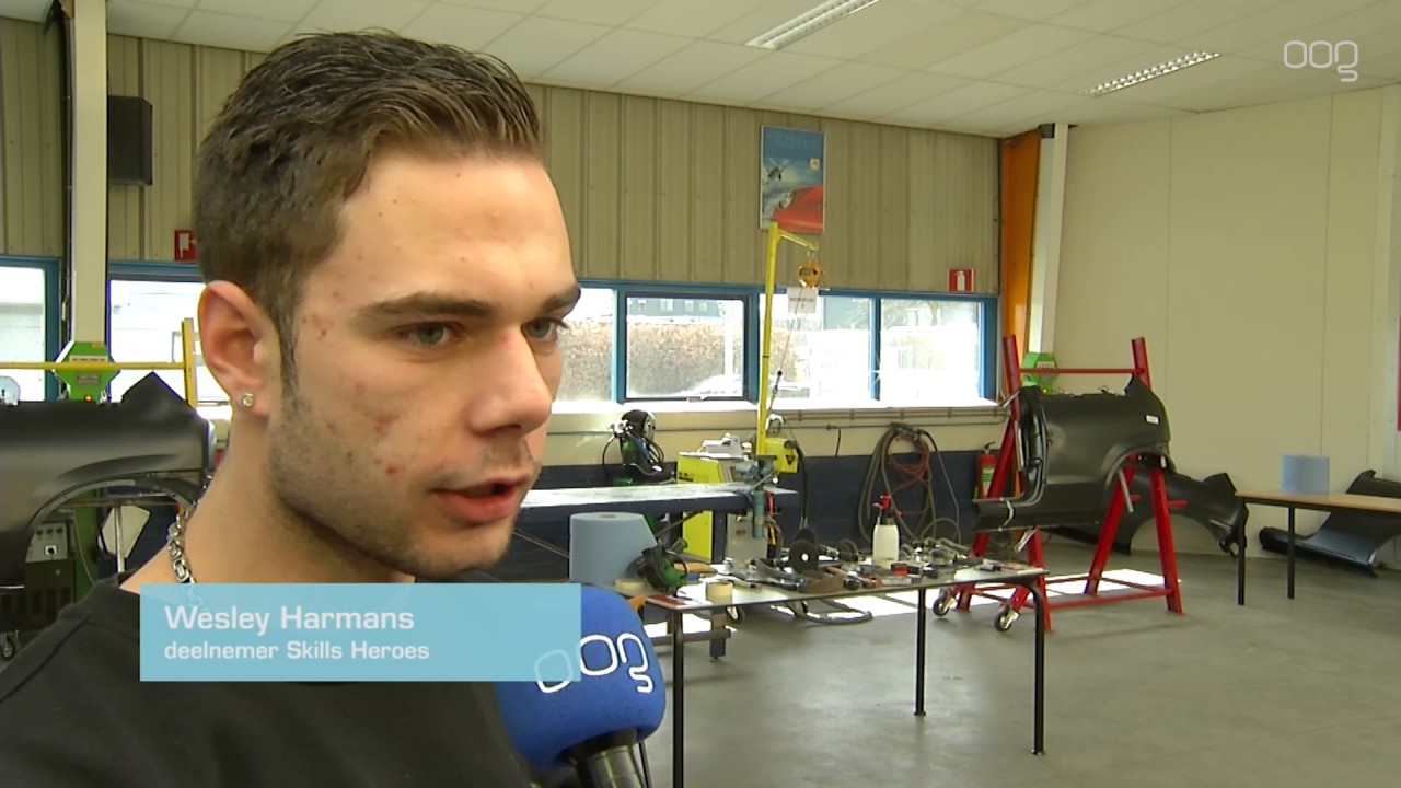 Uitdeuken, plamuren en vlakschuren op Skills Heroes