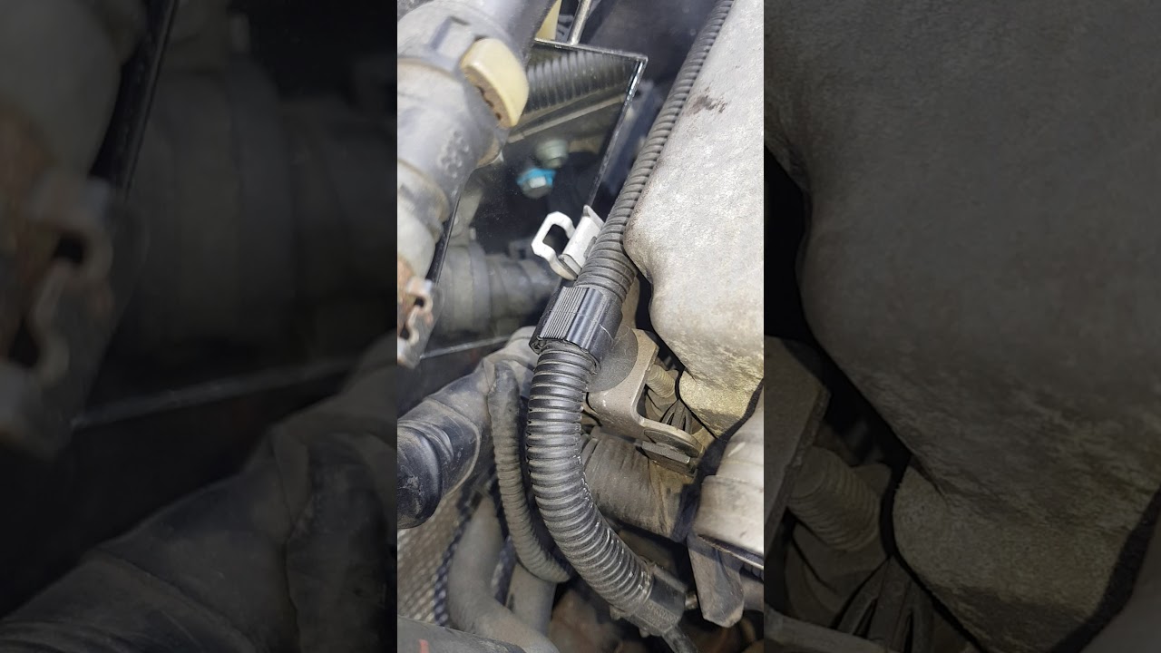 Porsche cayenne cam shaft sensor