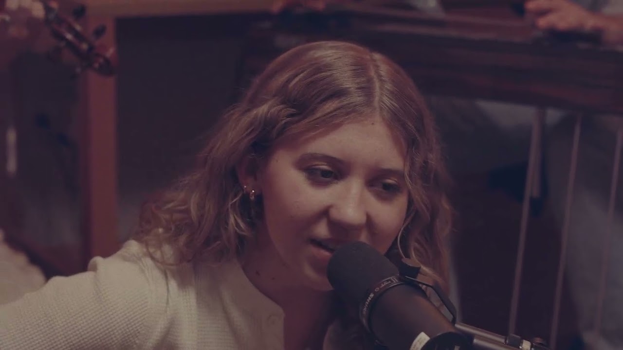 Abby Powledge - spoiling me (live from my dorm room!!)