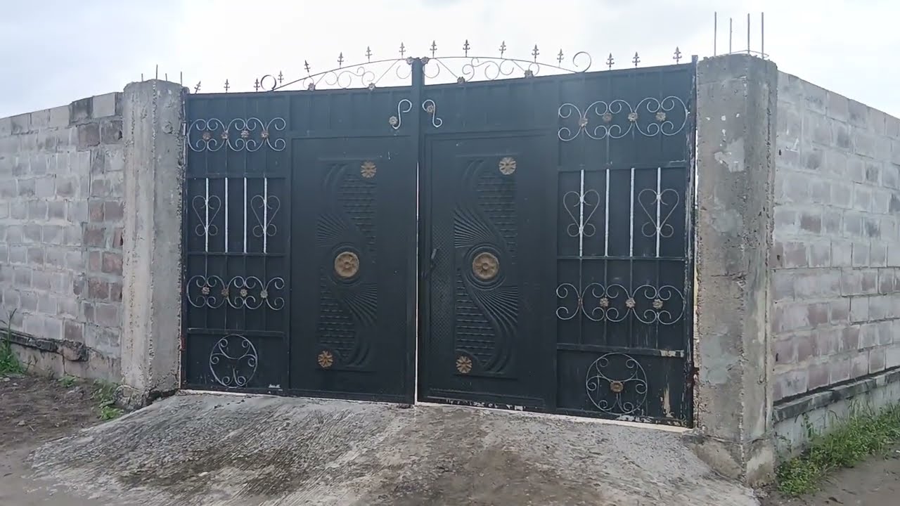 Le 28/2/2026 Ns  Sm A BINGI BINGI CITÉ MARÉCHAL Q FATHI  5 PARCELLES DE 20m /20  A VENDRE CLÔTURER..
