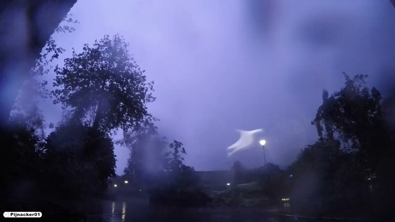 Onweersbuien vanavond Pijnacker 4K