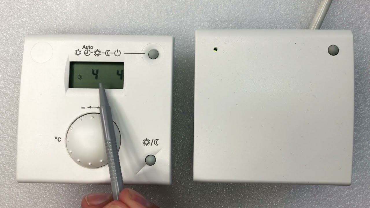 Konfiguracja termostatu pokojowego UTW-C58XD
