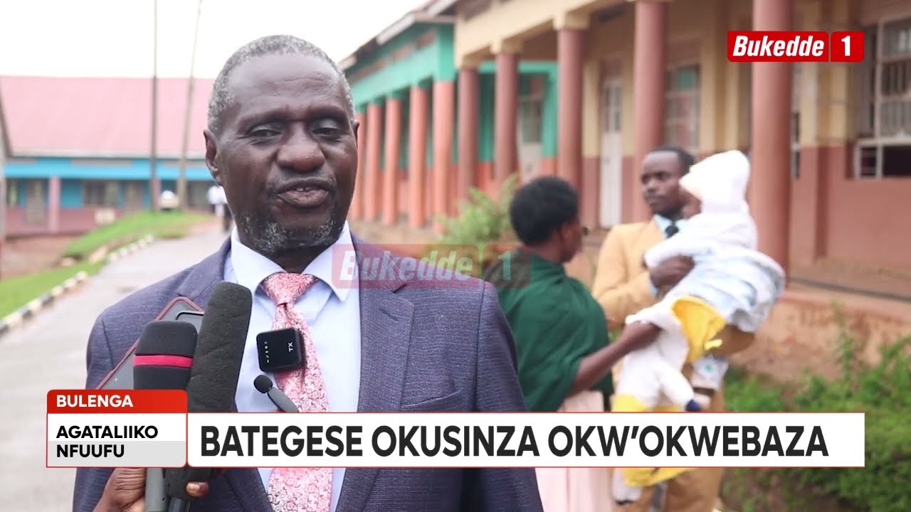 Agataliikonfuufu Omutandisi w’amasomero ga Light Schools ategese okusinza okw’okwebaza olw’obuwanguz