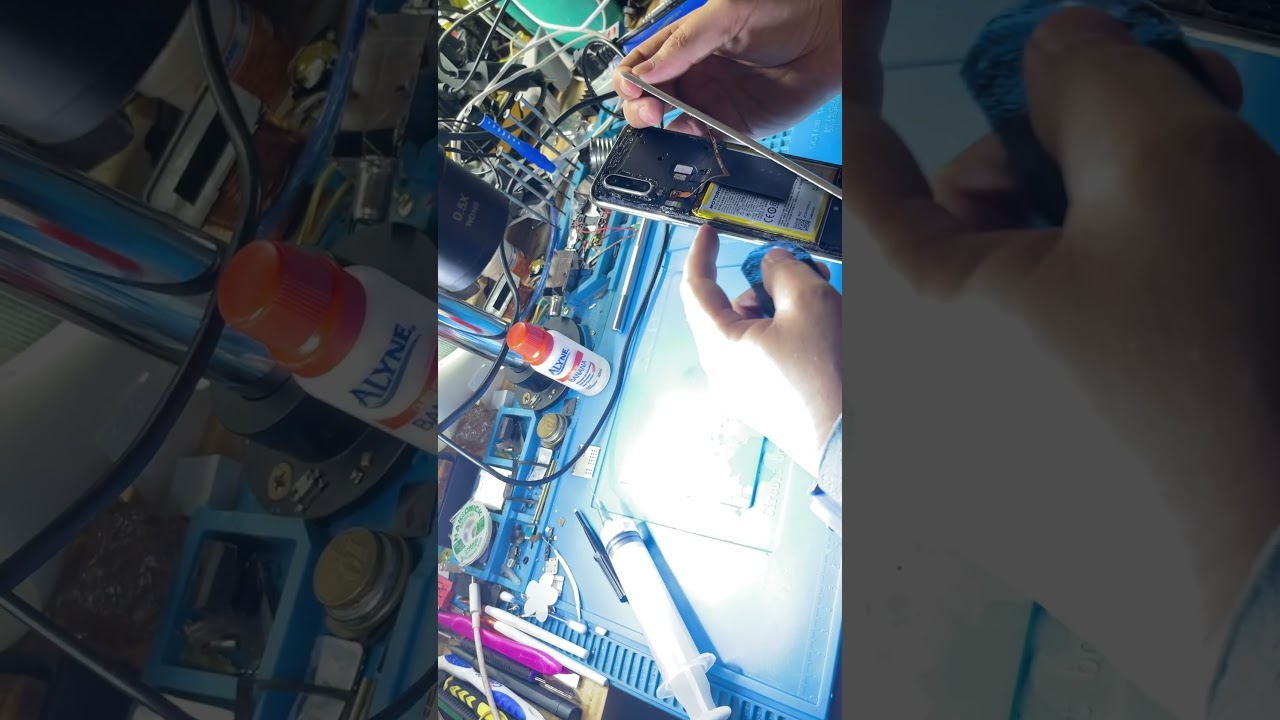 Dica top pra remover tampa traseira de qualquer celular