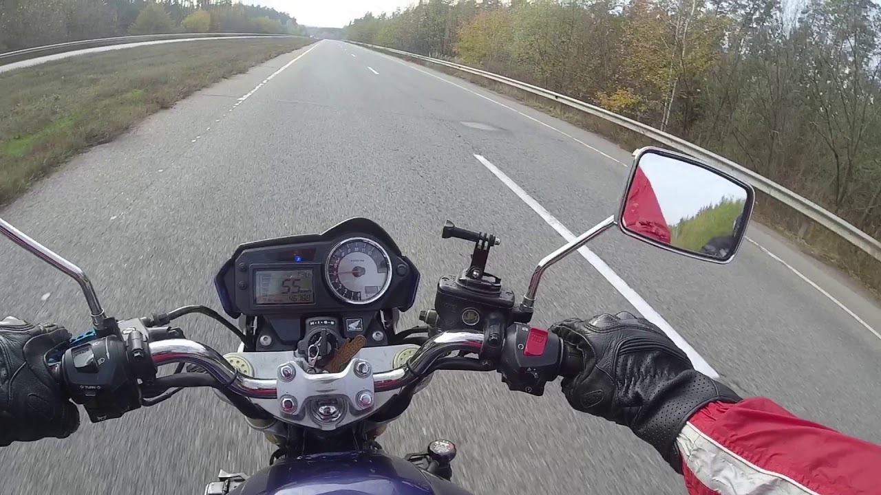 Хонда Хорнет 600 против MV Agusta 800. Кто быстрее?