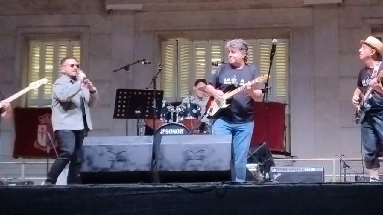 Dont look back in anger. Ayuntamiento, fiestas San Fernando, 29.05.25.
