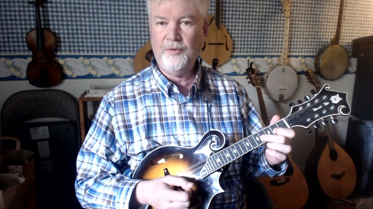 Learn how to play the G major (Ionian) Scale on the Mandolin