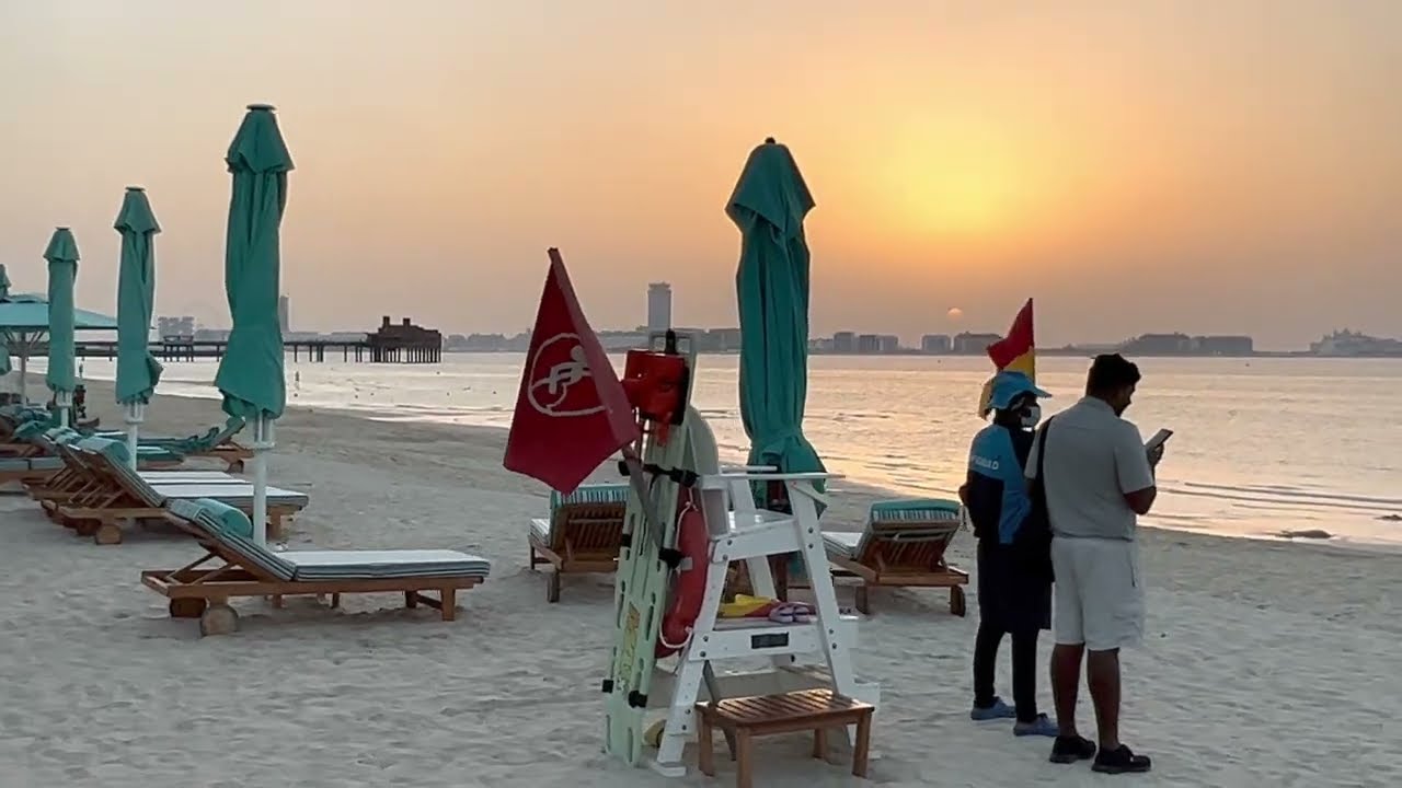 #Dubai Jumeirah Beach 🏖️ 2023 | Idyllic sea 🌊 and sunset 🌅 | walking in the beach 🏖️ .