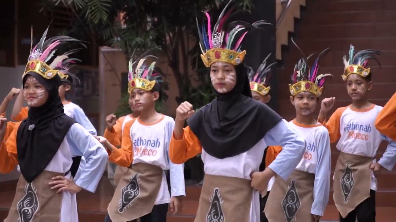 Flashmob Kelas 5 Fathonah | Mars SDM Kleco | P5 