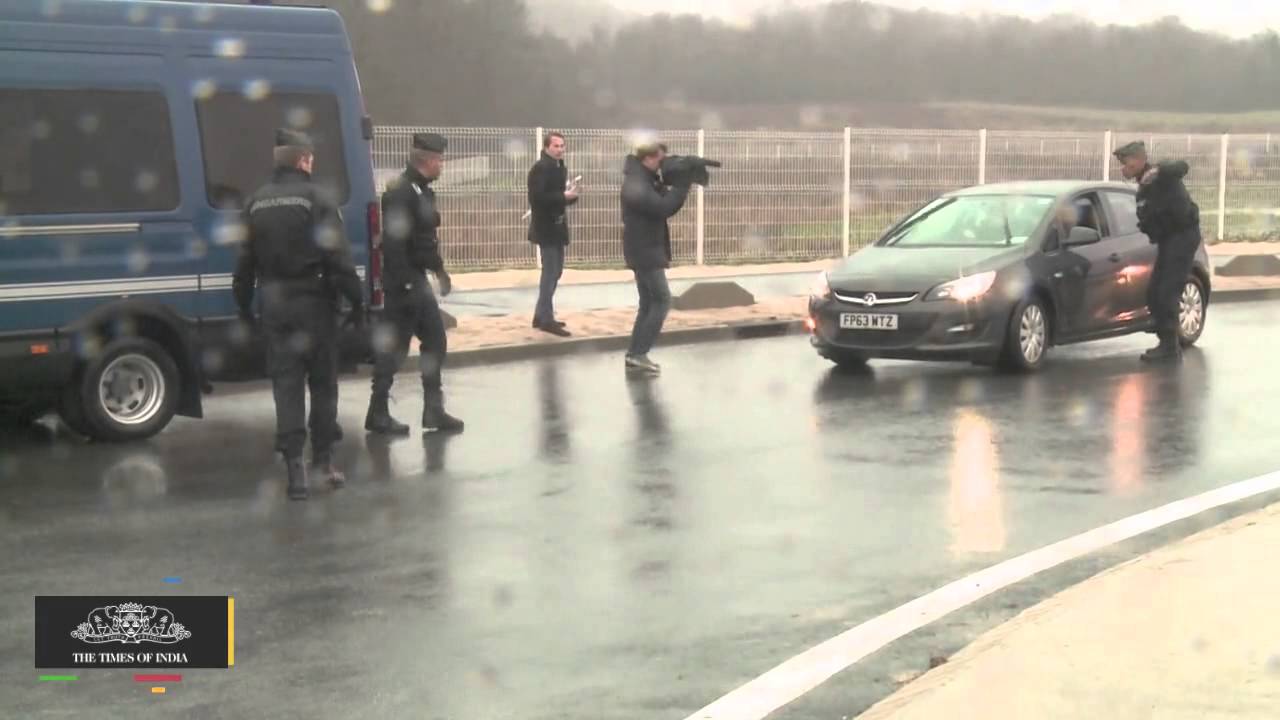 Explosions and Gunfire at Two Hostage Sites in France - TOI