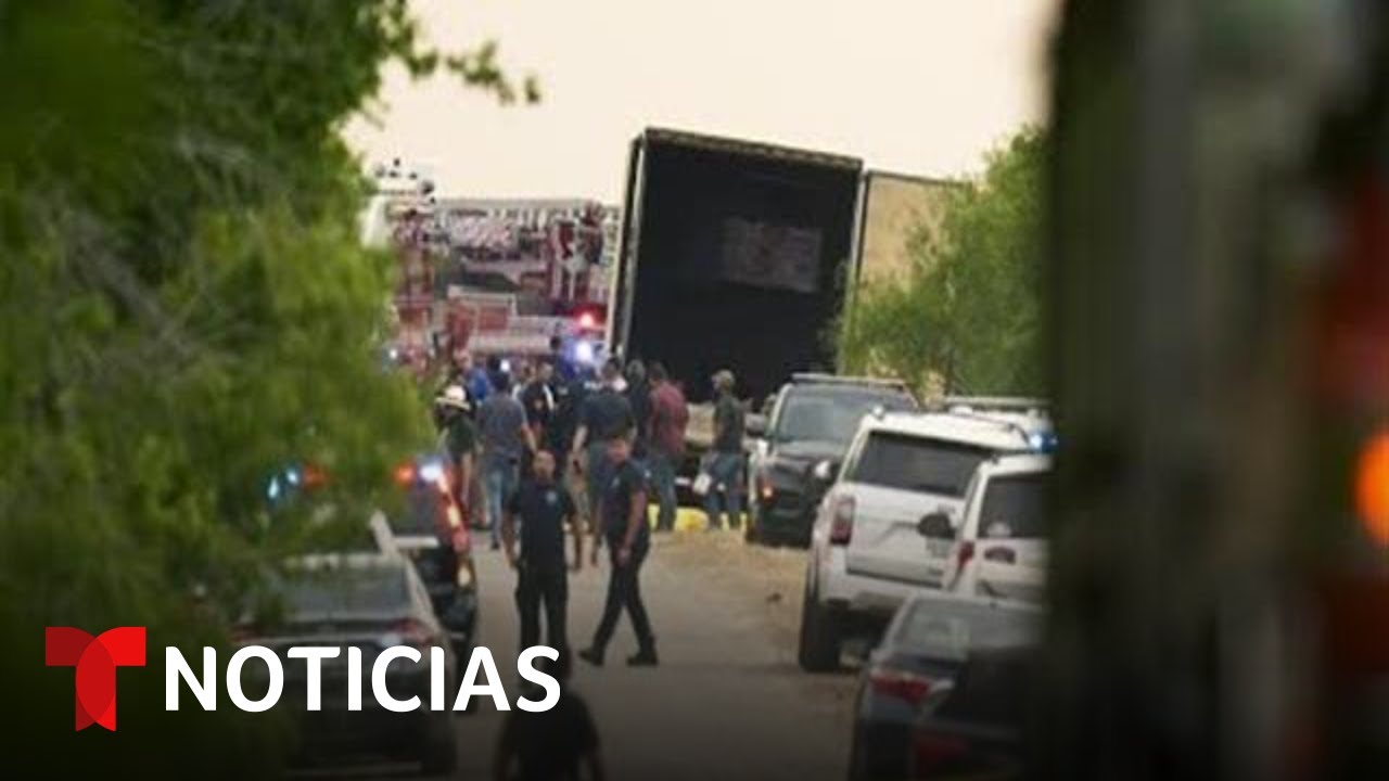Decenas de inmigrantes son hallados muertos en el tráiler de un camión en Texas | Noticias Telemundo