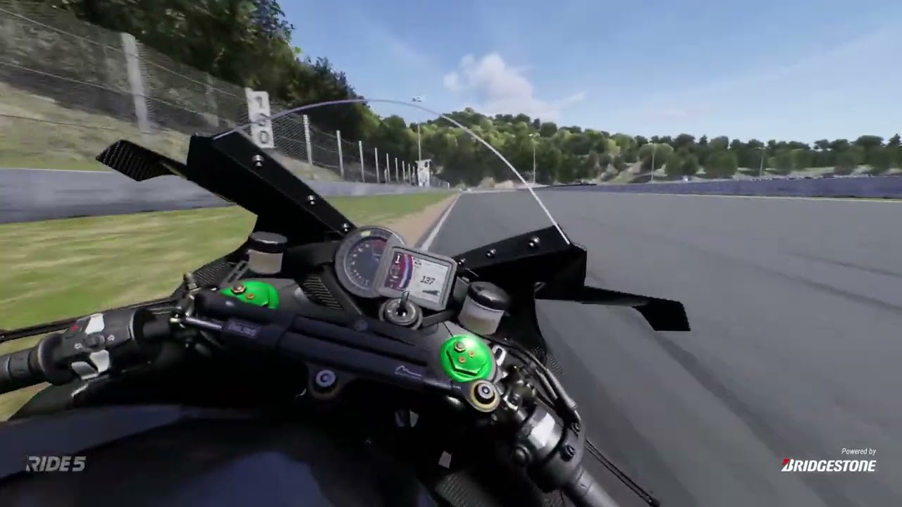 Sirkuit sempit jepang dipake moge - Kawasaki H2R