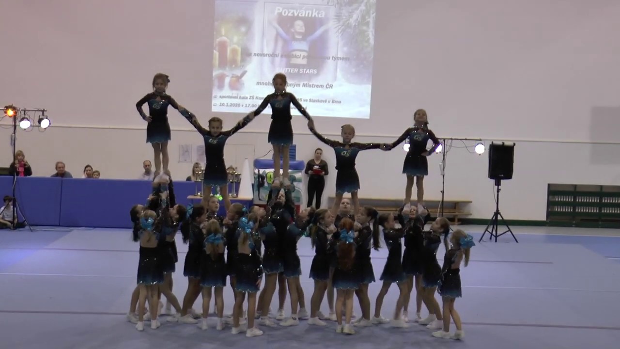 Glitter Stars Slavkov Novoroční exhibice 2020