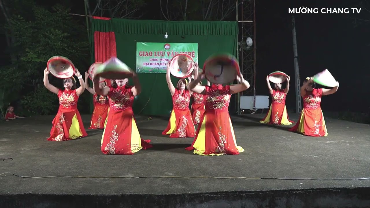 M&uacute;a N&oacute;n - ĐVN Th&ocirc;n Chang, x&atilde; Xu&acirc;n Giang | Thủy Đại TV