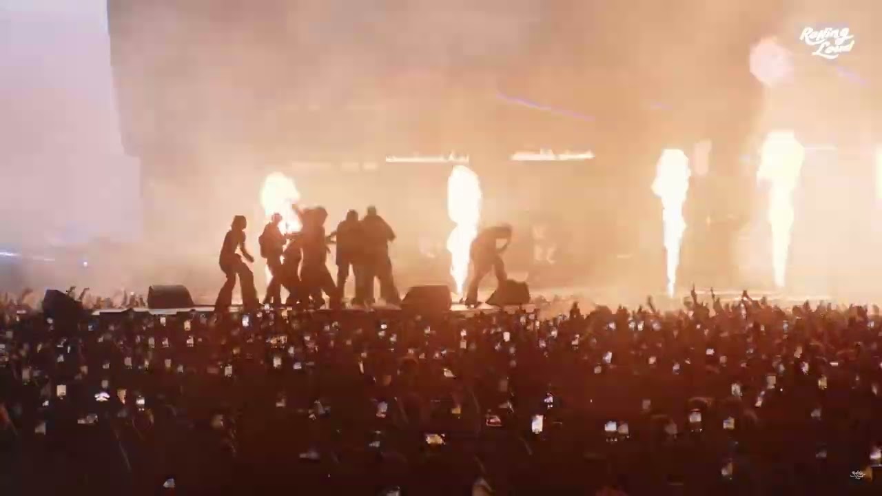 PLAYBOI CARTI PERFORMS 