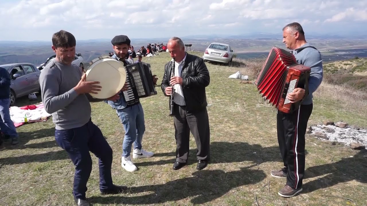 Saze Sulovare - Valle shtruar